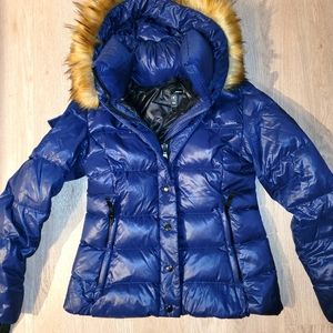 Aqua blue puffer jacket, size medium